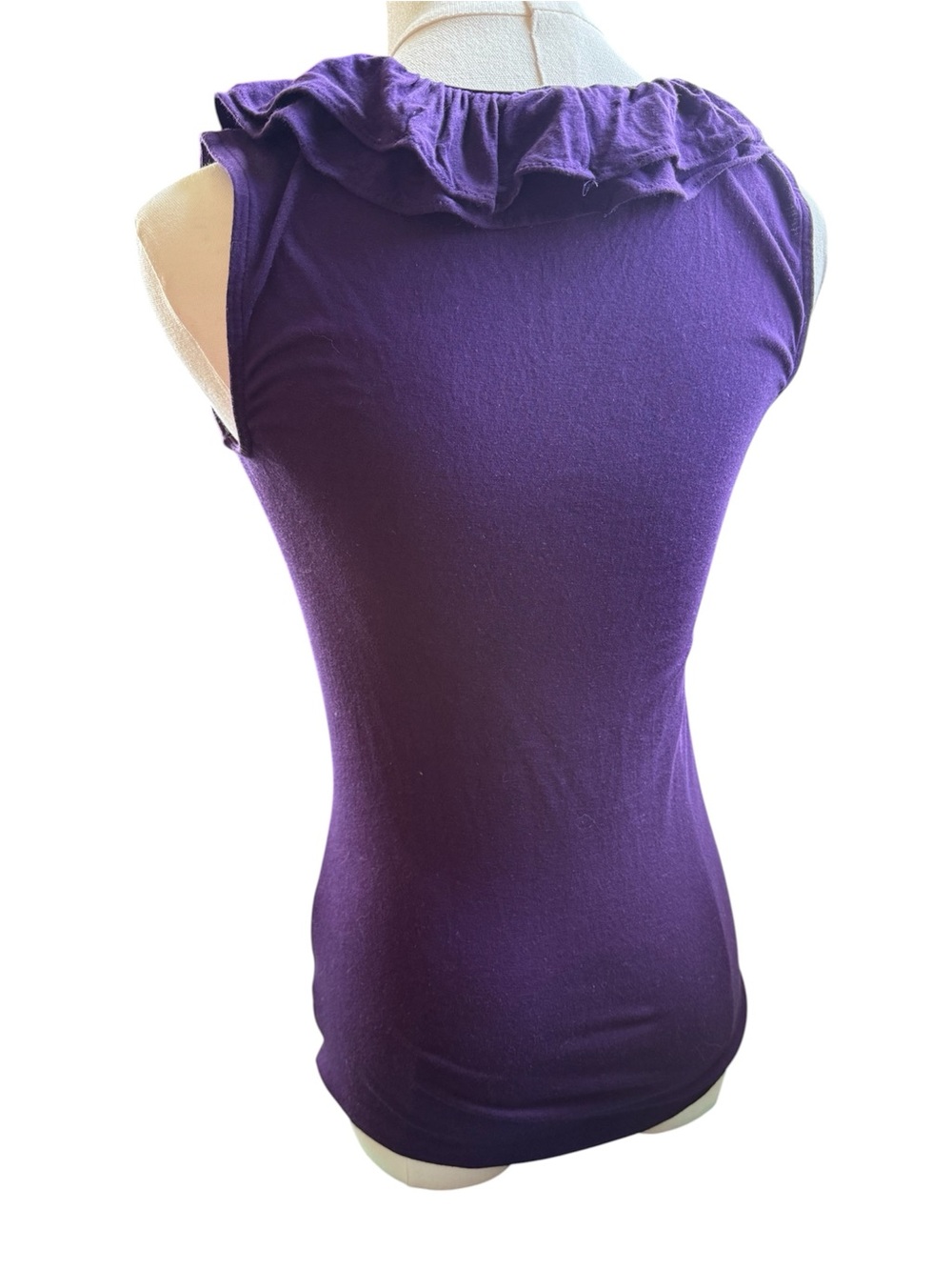 Express purple ruffle and ruched stretchy sleeveless top size XS, fit like small - Picture 2 of 5